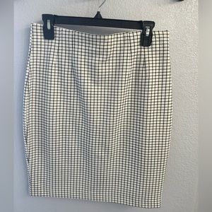 Amanda & Chelsea (from Ann Taylor store) pencil skirt